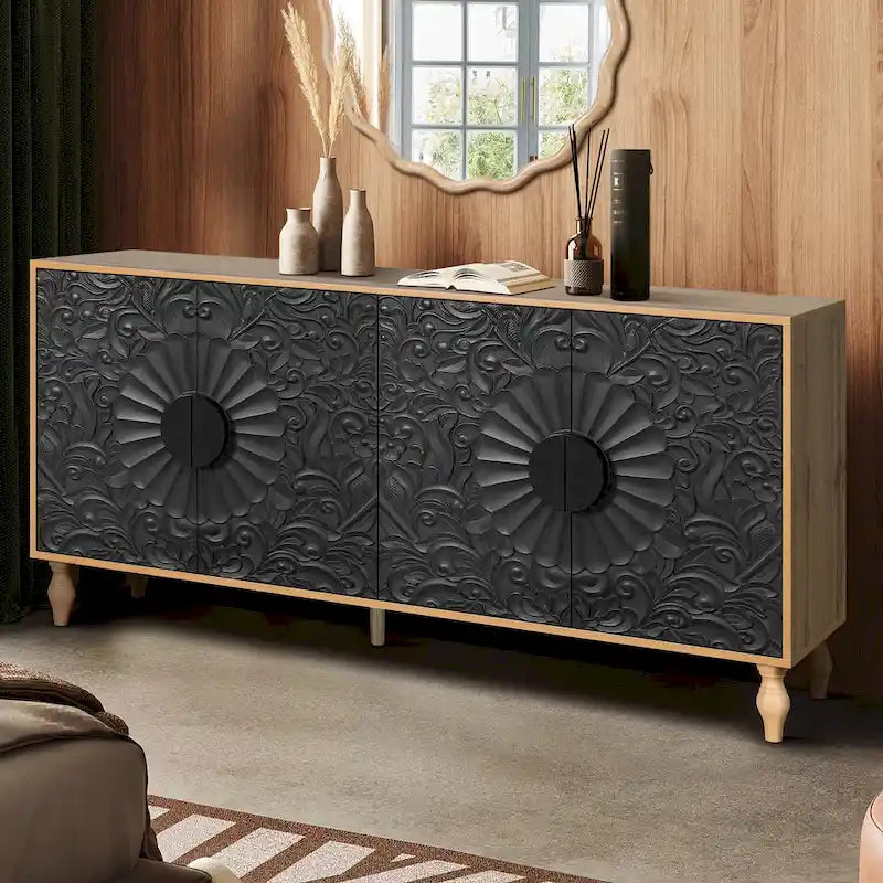 Lily-Sideboard mit geschnitztem Blumenmotiv an den Türen, großem Stauraum und Regalen