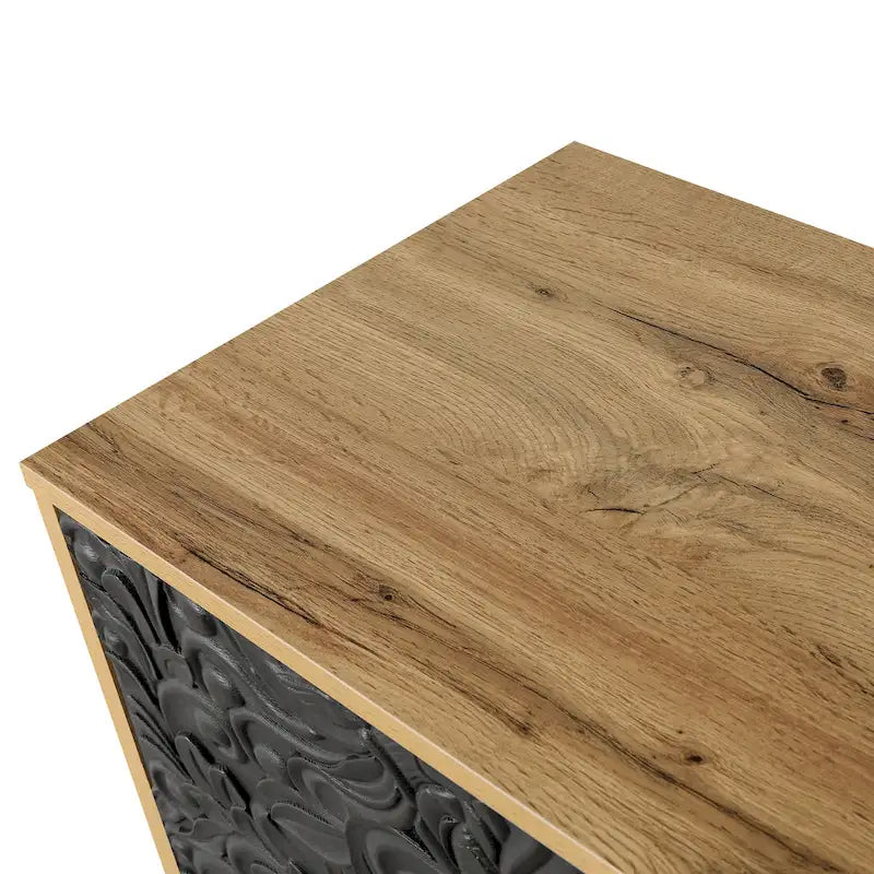 Lily-Sideboard mit geschnitztem Blumenmotiv an den Türen, großem Stauraum und Regalen