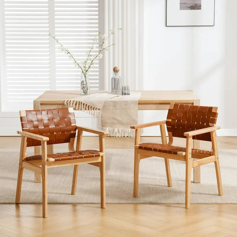 Esszimmerstühle aus geflochtenem Leder mit Massivholzgestell - 29.7H x 21.7W x 22.8D