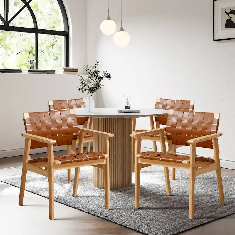 Esszimmerstühle aus geflochtenem Leder mit Massivholzgestell - 29.7H x 21.7W x 22.8D