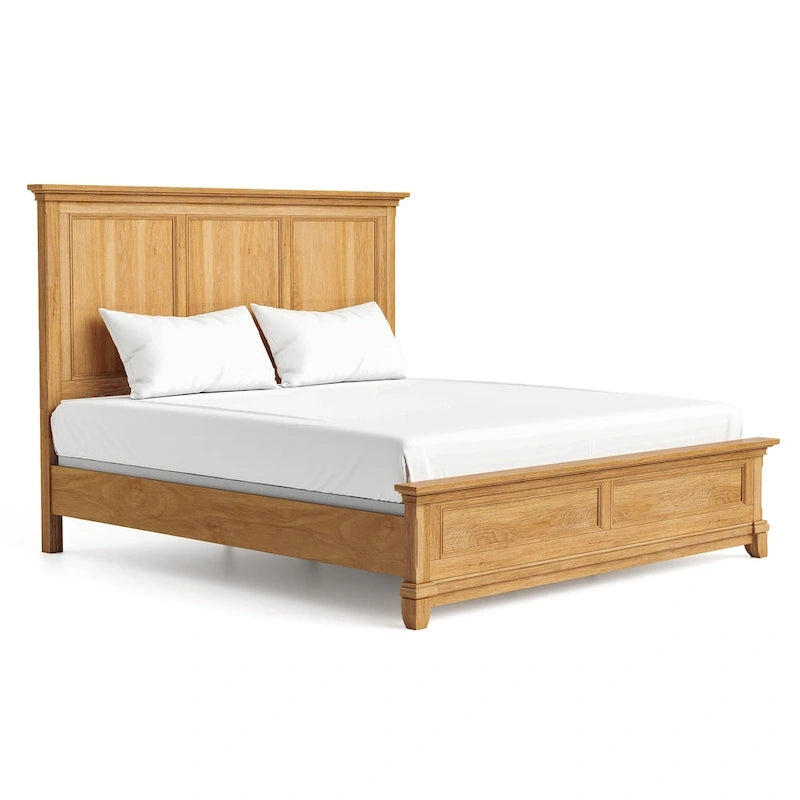 Bett aus Massivholz mit Paneelen aus natürlicher Eiche im Landhausstil
