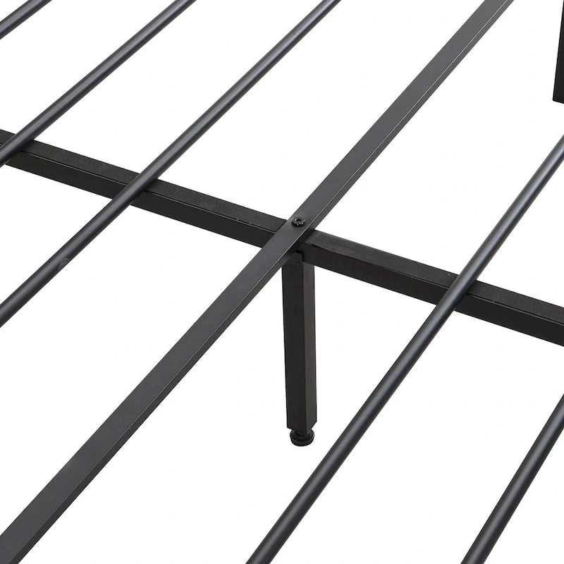 Cama metálica negra y gris de tamaño completo con cabecero tapizado con almacenamiento y USB