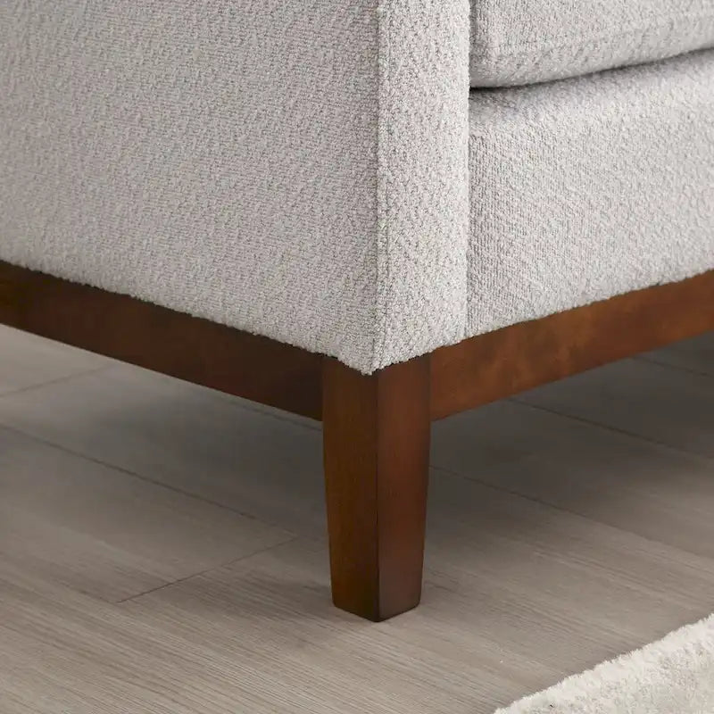 Elegante banco tapizado para colocar al pie de la cama y en la sala de estar