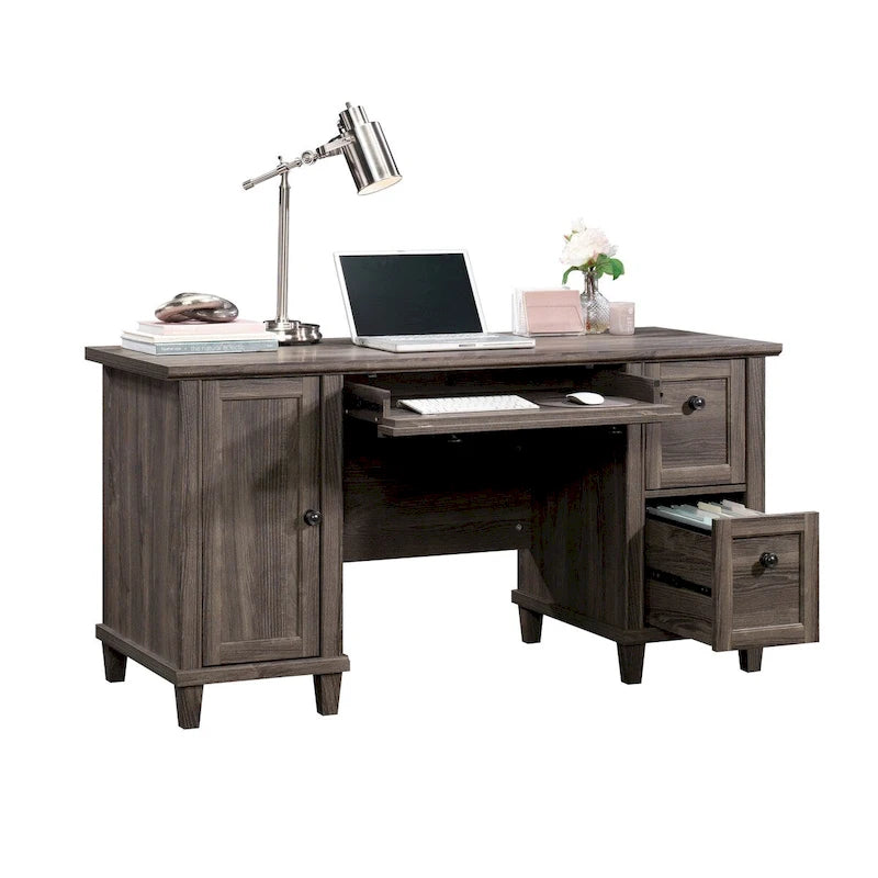 Computerschreibtisch im Used-Look